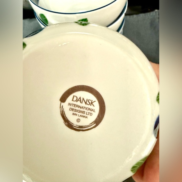 4 Dansk “Berries” 5.25” bowls. - Picture 7 of 16